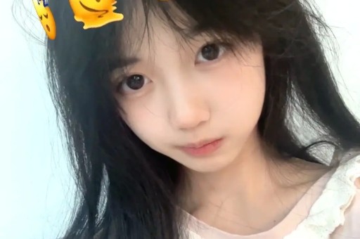 女主浮出水面!马克龙被爱妻“掌掴”线岁身姿饱满 女主浮出水面!马克龙被爱妻“掌掴”线岁身姿饱满