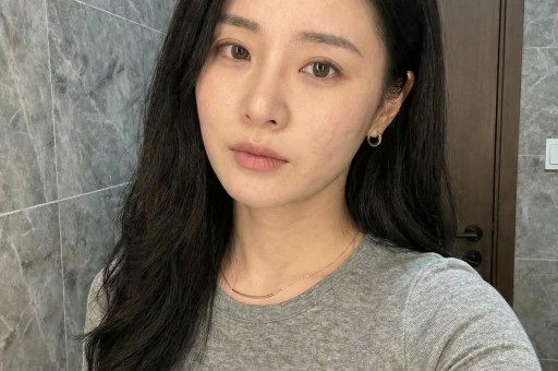 故意辱华、女神被曝当三、血赔80亿娱圈的瓜一个比一个劲爆 故意辱华、女神被曝当三、血赔80亿娱圈的瓜一个比一个劲爆